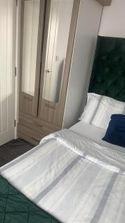 Cosy Private Room Manchester - - 3