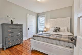 Stylish Apartment Near Downtown, Highways, Boston - 1