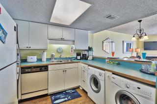 Oceanfront Waterpointe 1 Unit 603 3bed 2bath Sleeps 6 Balcony Pools - North Myrtle Beach - 6