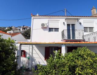Angelinas House - Glossa - 0