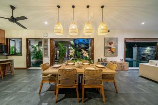 Villa Bettini Stylish 3BR with Pool Near Bintang - Seminyak - 8