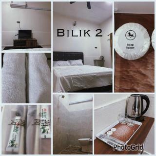Mikhail Roomstay - Dabung - 0