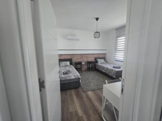 Darius Large Two-Bedroom Apartment at Caesar Resort - Dherinia - 1