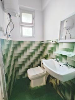 Hotel Sakura Mountain View 5 mins from Darjeeling Railway Station - 3