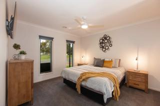 Parkview - Echuca Holiday Homes - Moama - 2