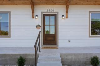 Wandering Willow Villa - Waco - 8