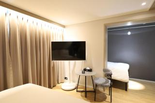 Ulsan Mugeo E'ser Hotel - Ulsan - 1