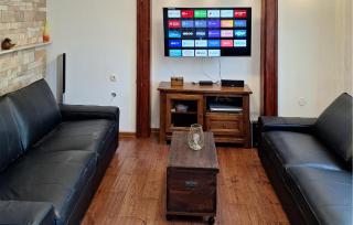 Cozy Home In Kastel Luksic With Kitchen - Kaštela - 9