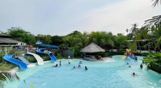Warehouse18 Pool Cafe Resort - Surat Thani - 3