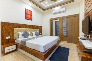 A radiant villa on Ganges with modern amenities - 1