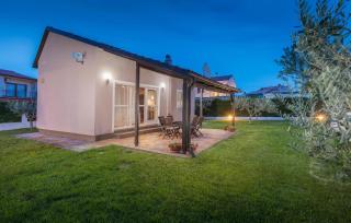 Holiday Home Valbandon 11 - Štinjan - 3
