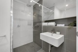 Entire South Melb Apt with 2Brm 2Bath and Balcony - Melbourne - 8