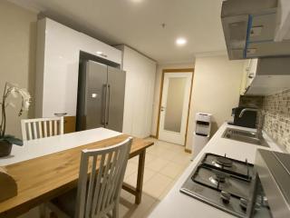 Minimum 100 nights Welcome to our Large Duplex Penthouse Comfy Home All Amenities Nearby! - Istanbul - 7