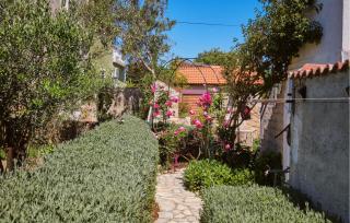 1 Bedroom Cozy Apartment In Ilovik - Ilovik - 3
