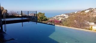 Özel Havuzlu Taş Villa - 0