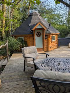 Bluebell Hideaway - Llanfair Clydogau - 0