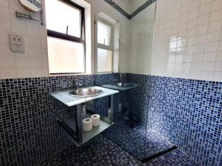 V86 - The 2 Bedroom Central Spot - Sliema - 4
