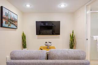 Staycation Suite - Philadelphia - 2