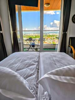 Sofia View - By Metro, Kids Room, Huge Terrace, 2 Garages, PS5, Playground, BBQ, 24h Security - 5