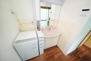 Renovated House with Free Parking near Osaka and Kyoto - Hirakata - 4