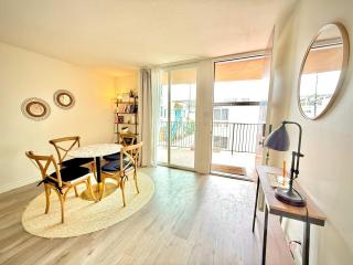 Mission Beach Bayfront two-story bay view condo - San Diego - 8