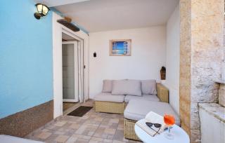 Amazing Apartment In Ilovik - Ilovik - 9