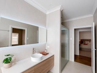 Cloverhill House - 8