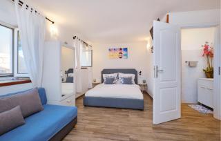 Amazing Apartment In Ilovik - Ilovik - 1