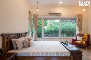 Nivaant Farms & Cottages - Nestled in lush greenery, offering a Swimming pool, Orchard, Jacuzzi & A spacious lawn with gazebo - Karjat - 5