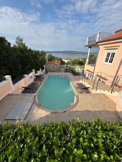 Ferienhaus mit Meerblick & Pool - Crikvenica - 0