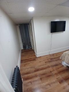 Z & Z APARtMENT 1 - Newark - 6