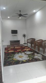 Ainur Homestay - 4