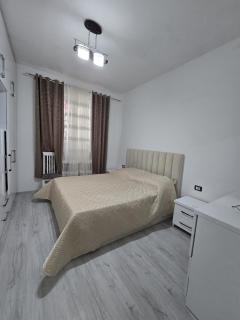 Stadium Pogradec Apartment - Pogradec - 4