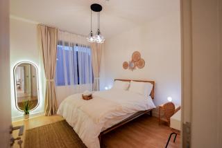 Yas Island Villa- 4BR Luxury Smart Home, up to 9 Guests, Near Yas Theme Parks - Abu Dhabi - 4