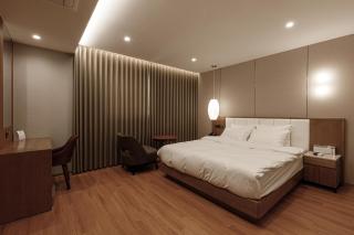 Aventa Hotel - Gyeongju - 8