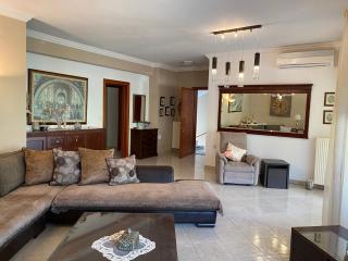 Efi's house with garden - 9