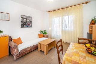 Apartments Matea - Baška - 8