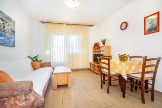 Apartments Matea - Baška - 9