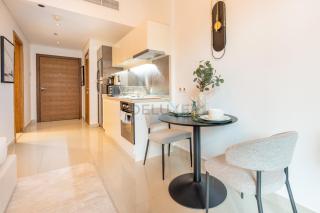 City View Studio, Minutes Away from Dubai Opera, Burj Khalifa and Dubai Mall, Claren Tower 2, Downtown Dubai by Deluxe Holiday Homes - Dubai - 5