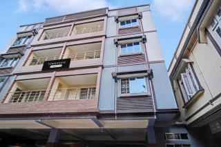 Super Townhouse Zoo Road Near Guwahati Central formerly IR Luxuria - Guwahati - 5