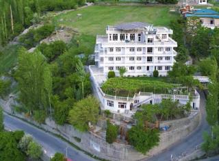 Legend Hotel Hunza - Hunza - 0