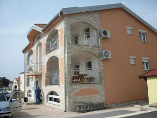 Charmante Ferienwohnung Mit Balkon - Vir - 9