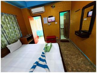 DIGHA HOTEL DEBO-PRIYA # INN - With Free Wi-fi - Parking - Restaurant Services Available - Near Sea Beach - Fully Air Conditioned Hotel - Digha - 7