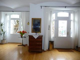 Ferienwohnung Mit Garagenplatz - Viena - 0