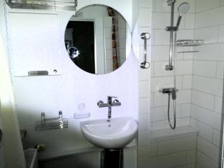 Kleine Ferienwohnung in Zingst mit Garten und Terrasse - Zingst - 2