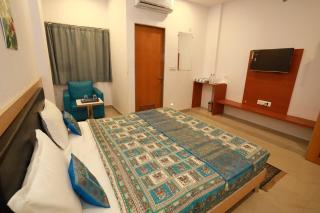 Hotel Amazing Udaipur by Heritage inn - Udaipur - 8