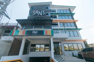 Sans Hotel near Enchanted Kingdom Santa Rosa Laguna - Santa Rosa - 0