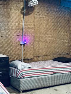 Aura Cafe & Hostel - 3