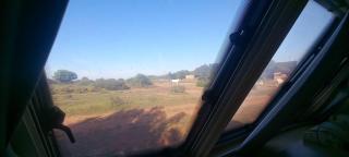 A very neat English caravan for 4 with all amenities and view of the horses - Barão de São João - 8