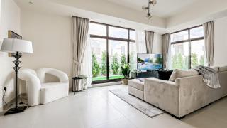 Trophy-Lux Villa w Big Garden & BBQ Grill - 2